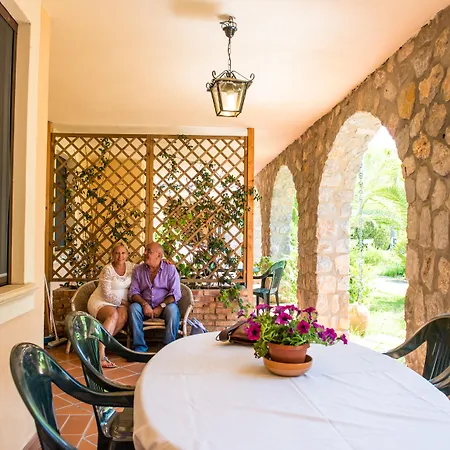 Villamirella Apartment *